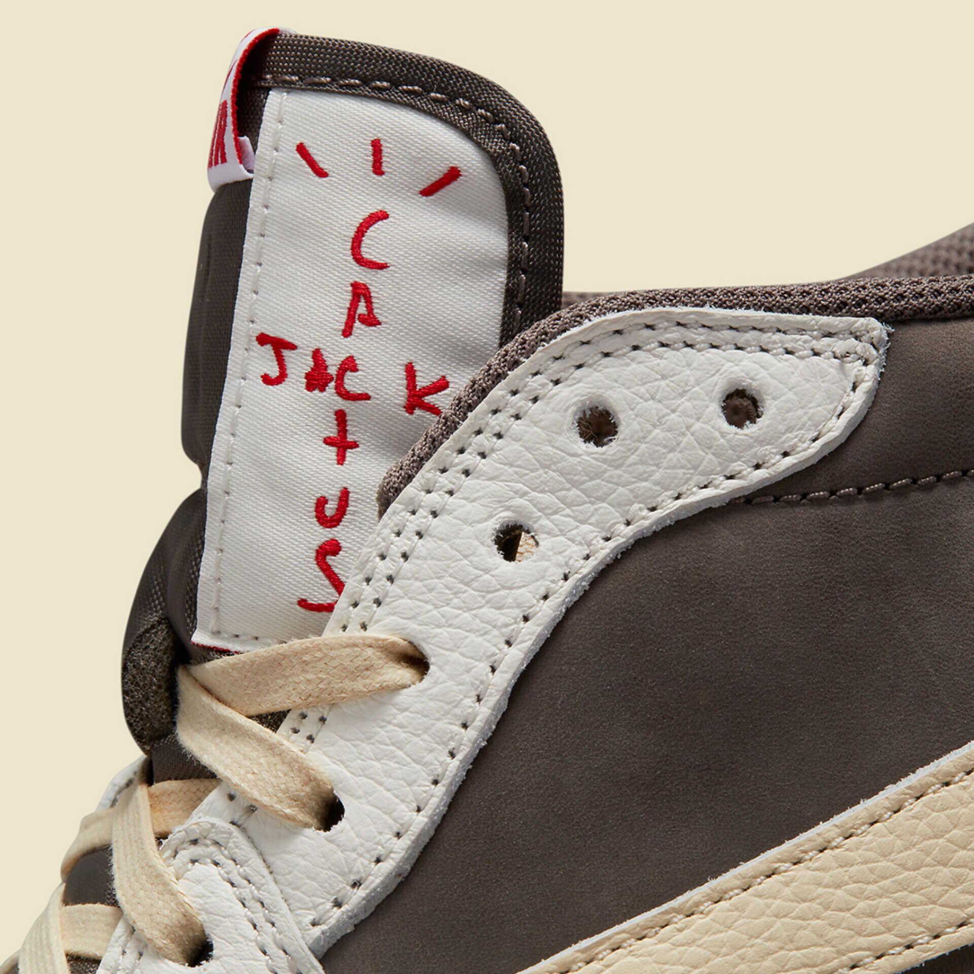 AIR JORDAN 1 TRAVIS SCOTT LOW (REVERSE MOCHA)