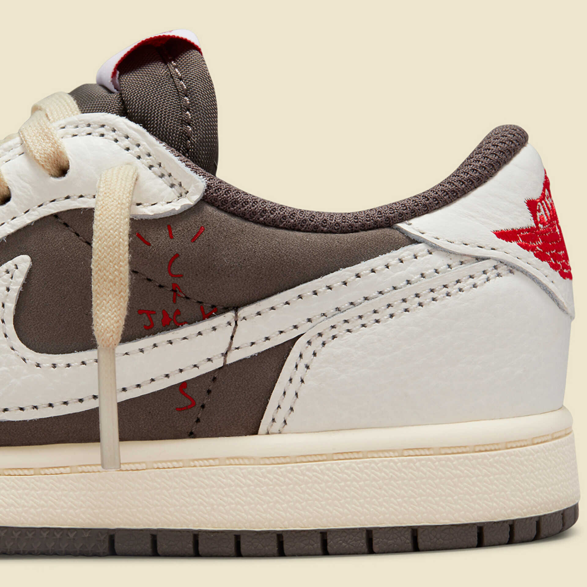 AIR JORDAN 1 TRAVIS SCOTT LOW (REVERSE MOCHA)