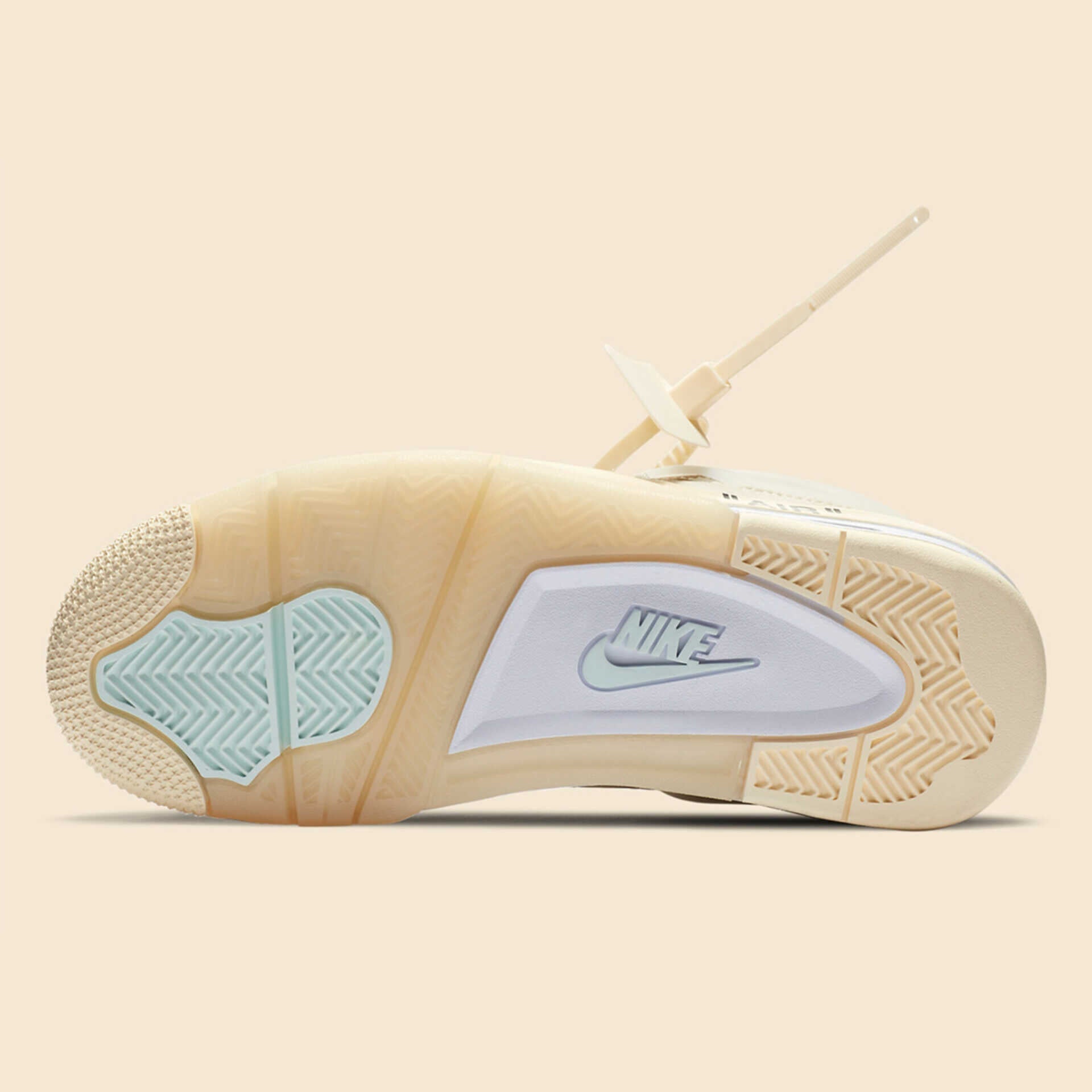 AIR JORDAN RETRO 4 (OFF WHITE)