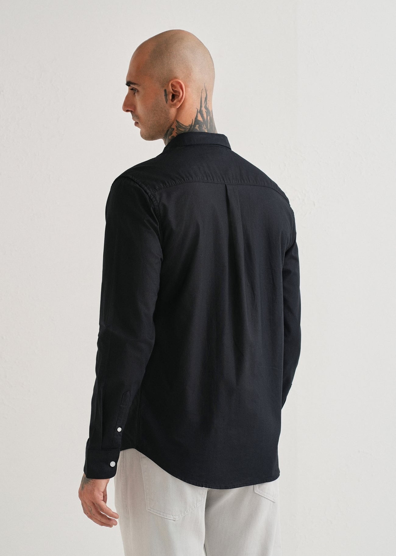 Classic Fit Garment-Dyed Oxford Shirt (Polo Black)