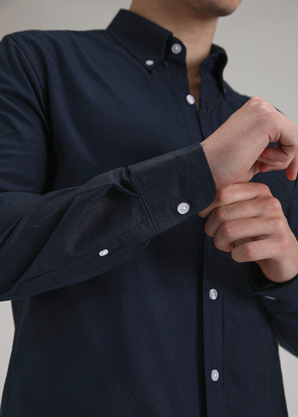 Classic Fit Garment-Dyed Oxford Shirt (Navy)