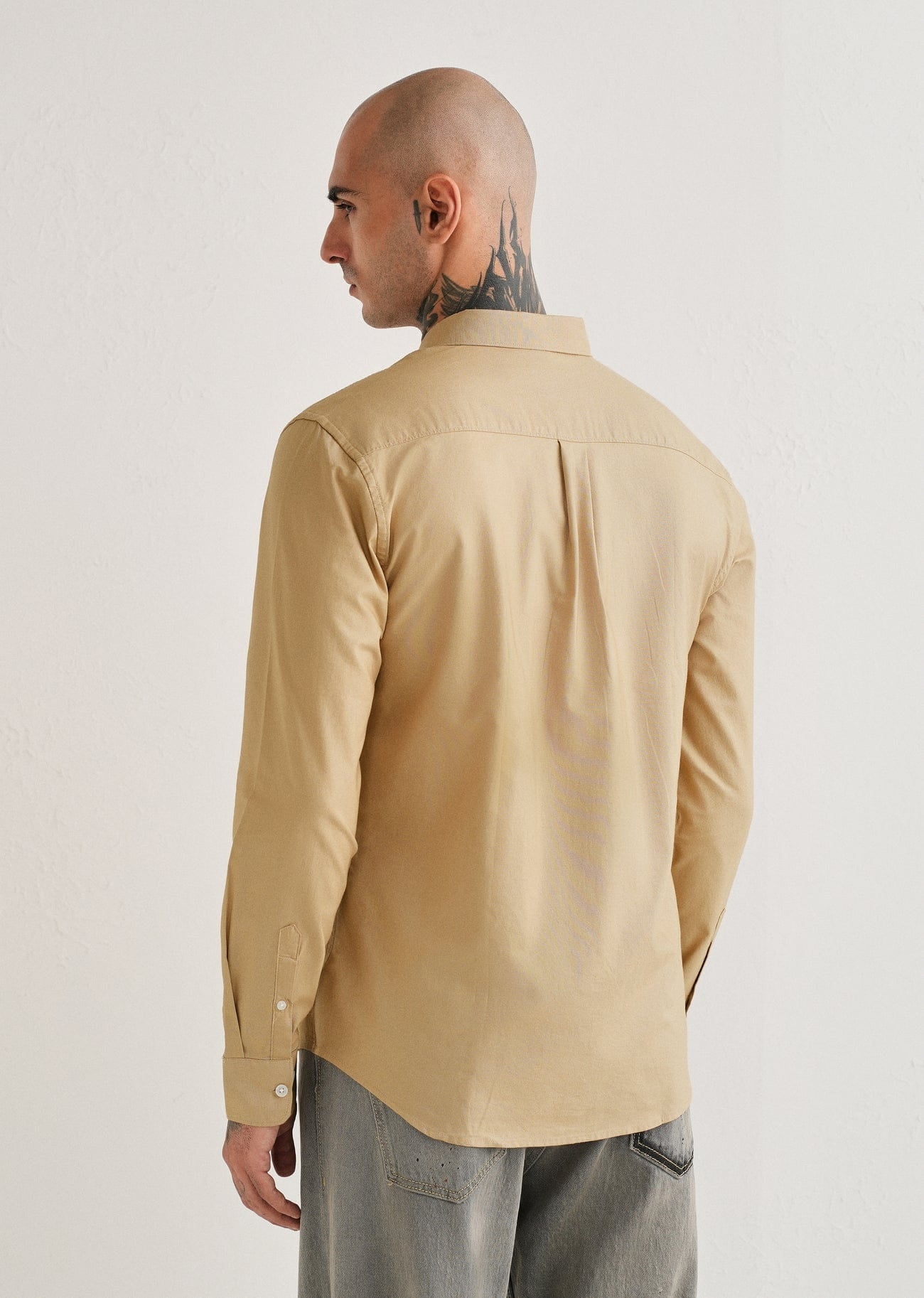 Classic Fit Garment-Dyed Oxford Shirt (Surrey Tan)