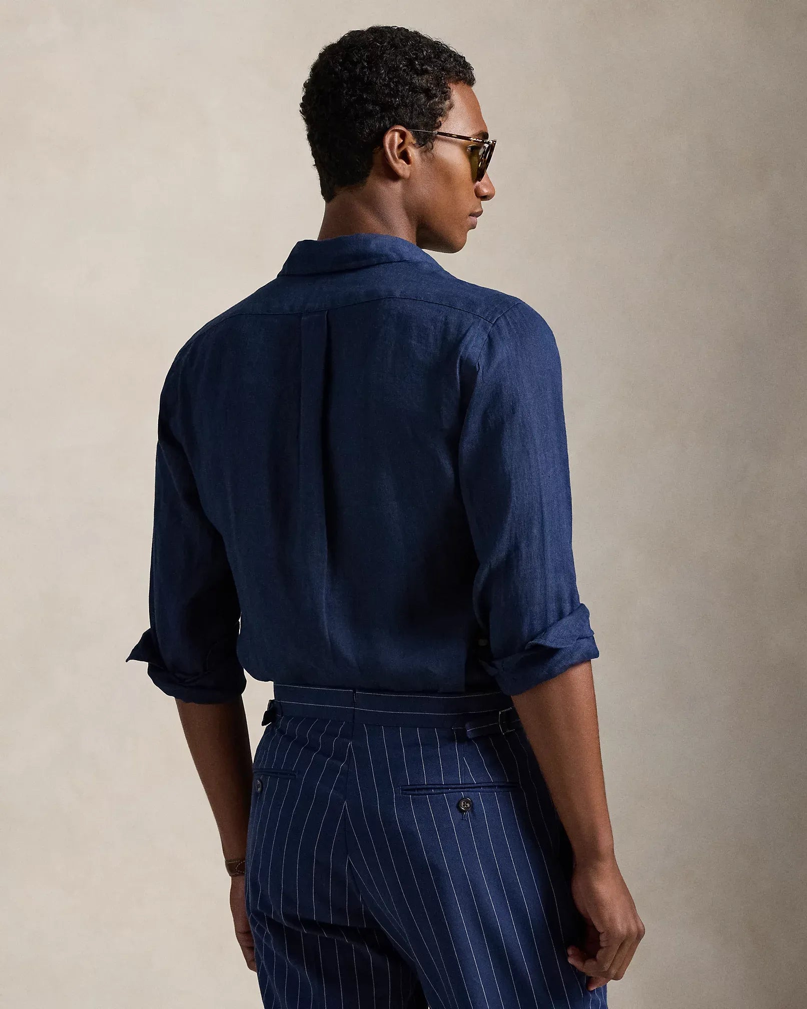 Classic Fit Linen Shirt (Navy)