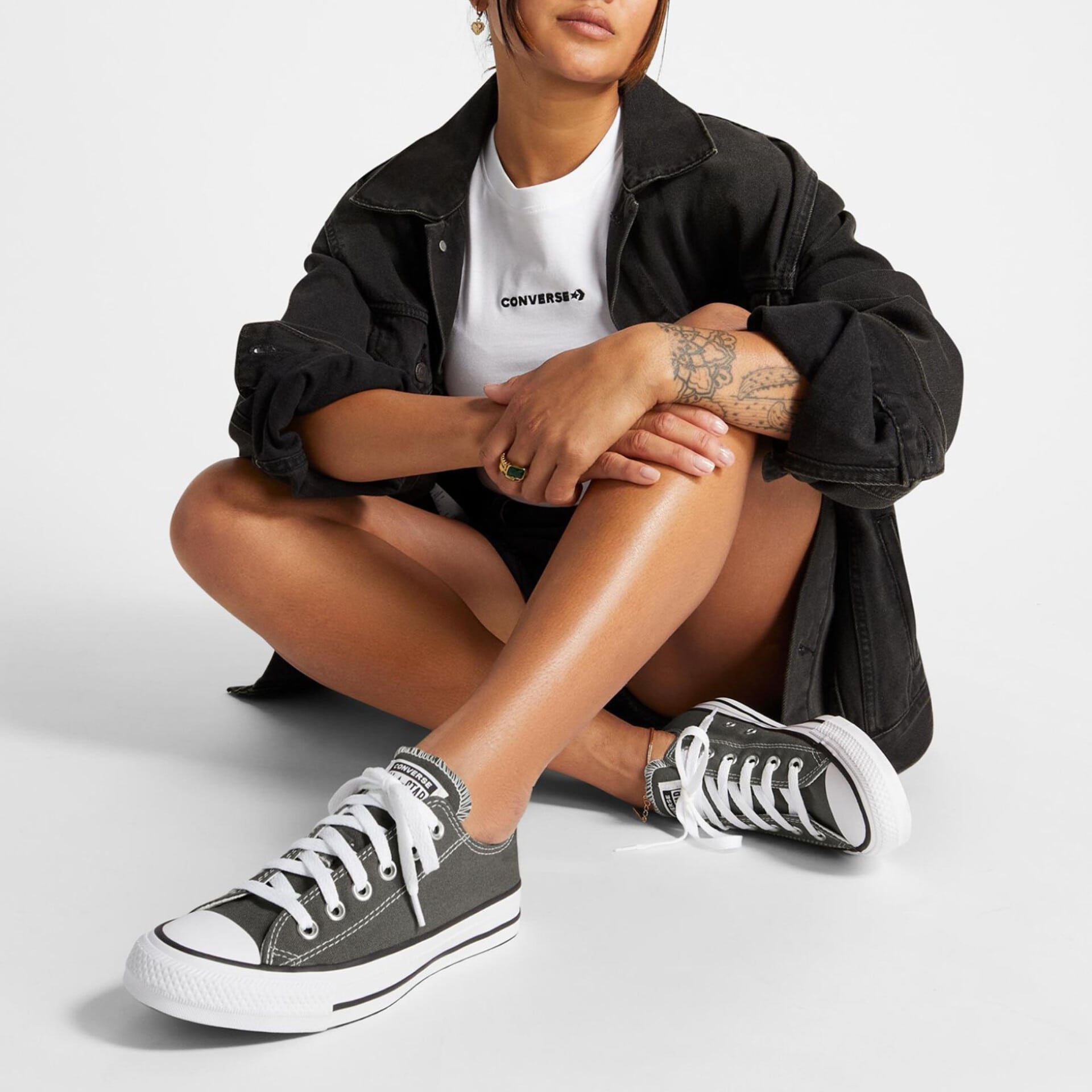CHUCK TAYLOR ALL STAR CLASSIC LOW (GREY)
