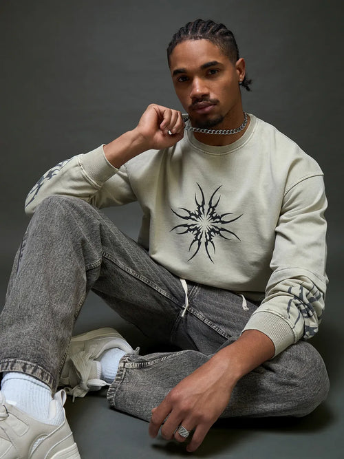 Fallen Stars Sweatshirt With Graphic Sleeve Print (Cream)