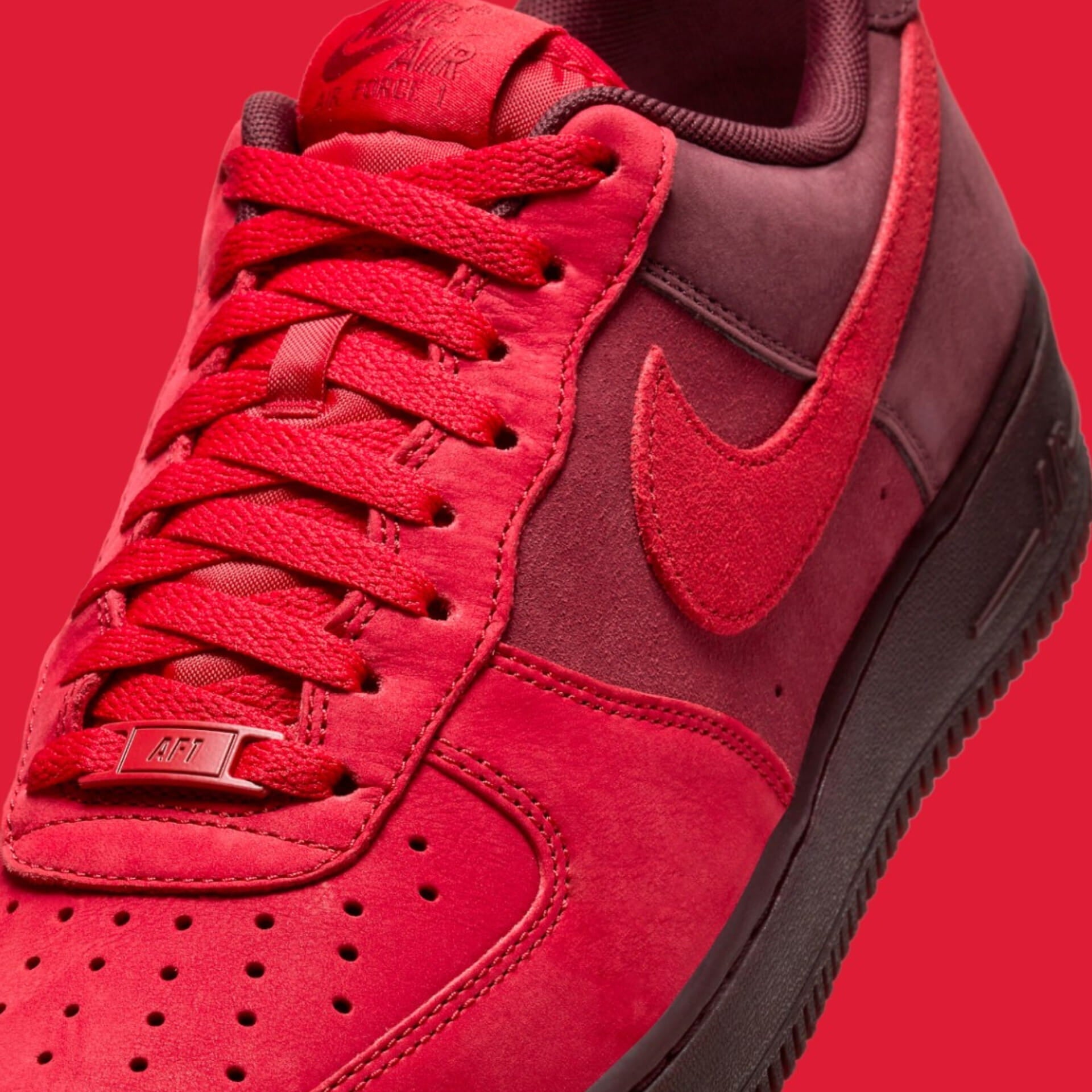AIR FORCE 1 LOW (LAYERS OF LOVE)