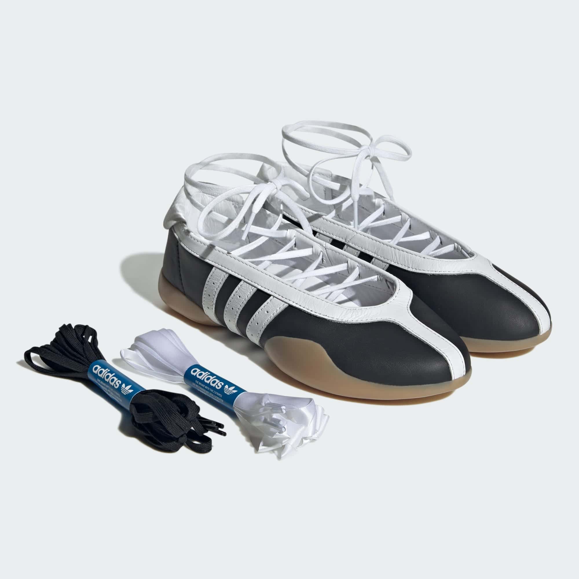 TAEKWONDO MEI BALLET SHOES (CORE BLACK)