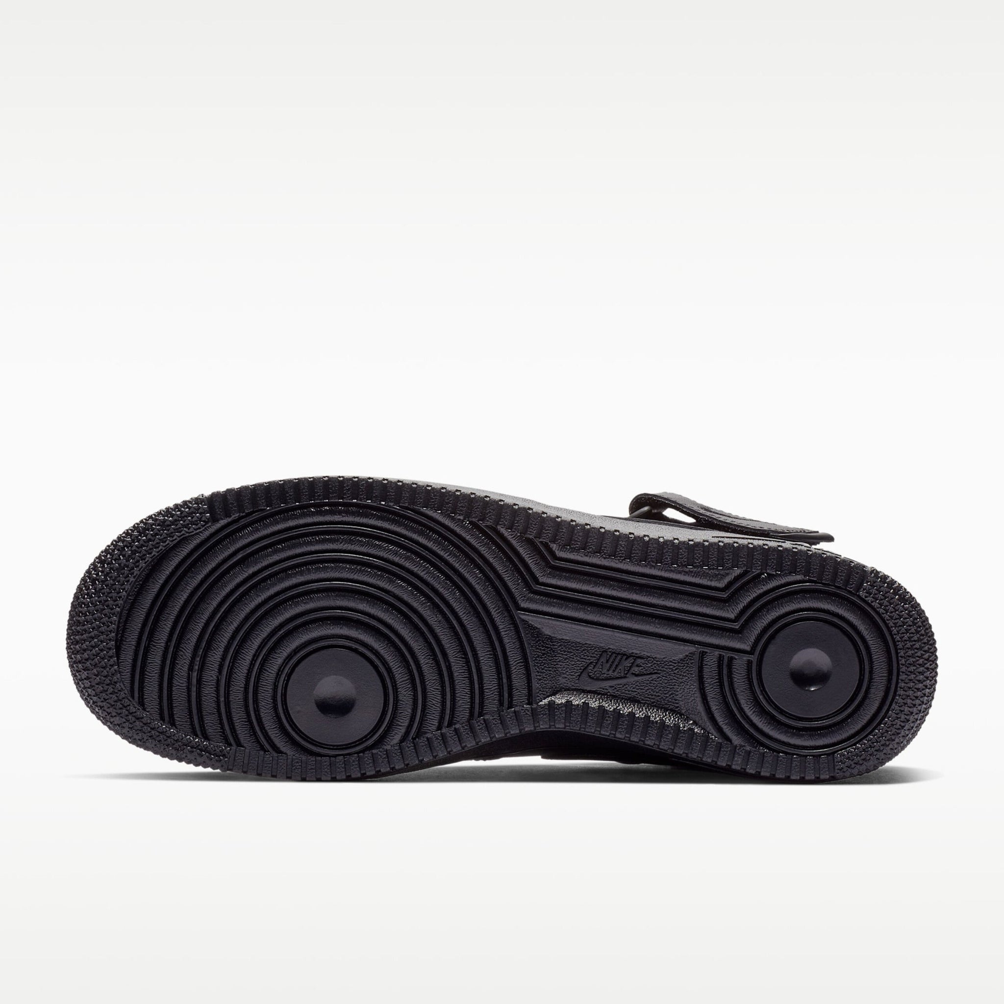 AIR FORCE 1 MID (BLACK)