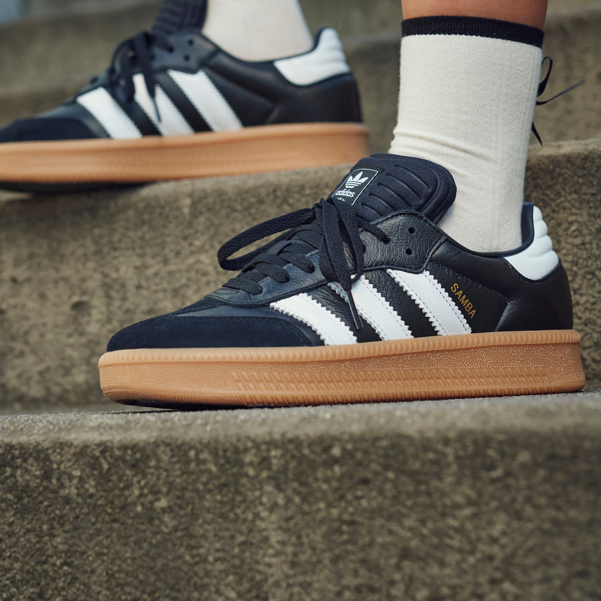 SAMBA XLG (CORE BLACK/CLOUD WHITE/GUM)
