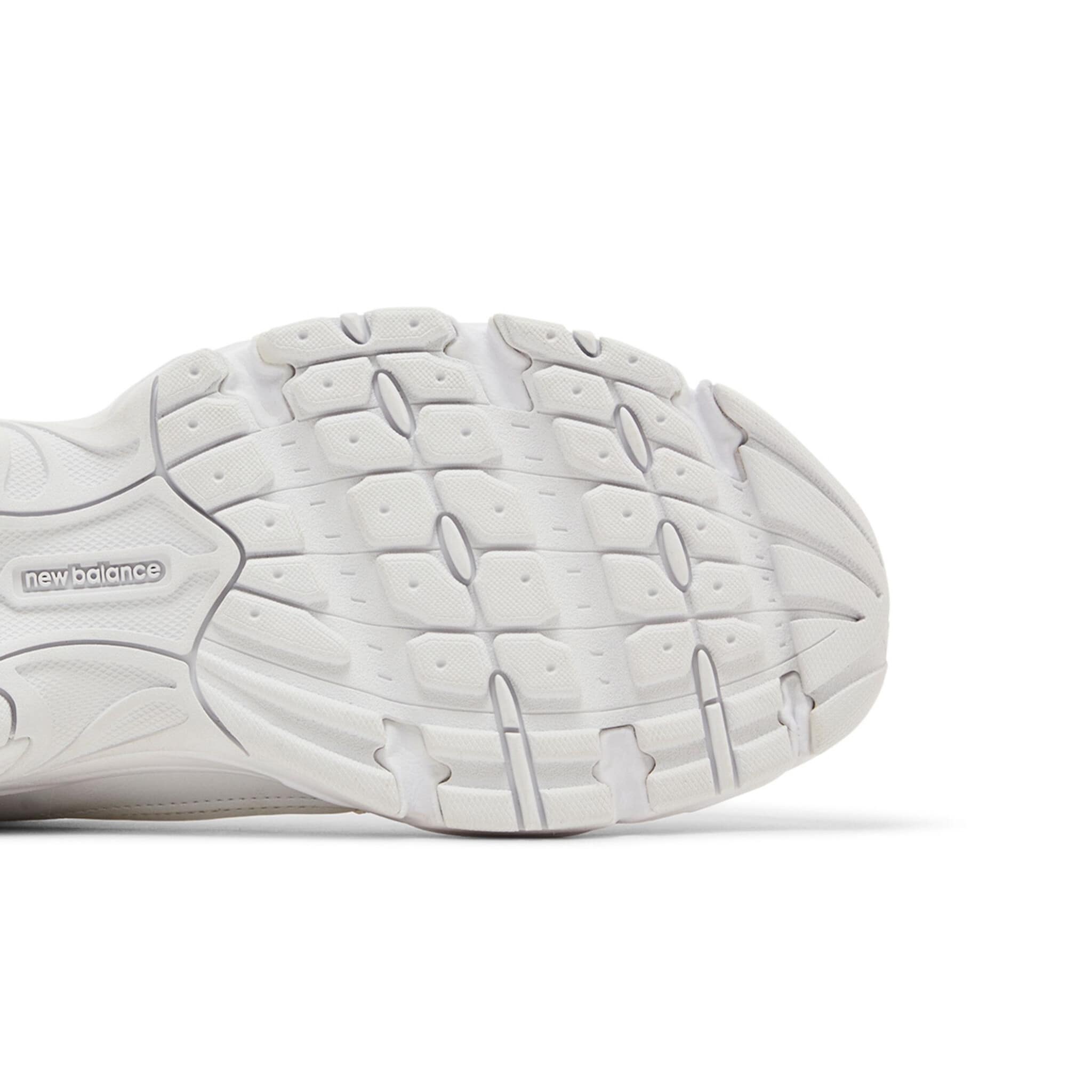 530 (TRIPLE WHITE)