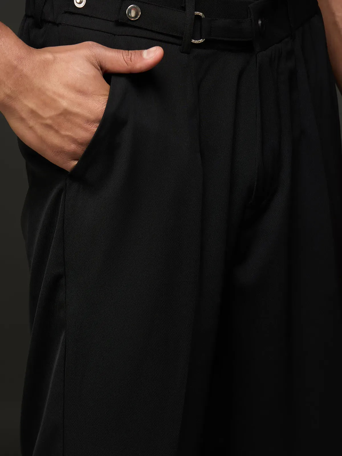 Pleated Formal Trousers (Black)