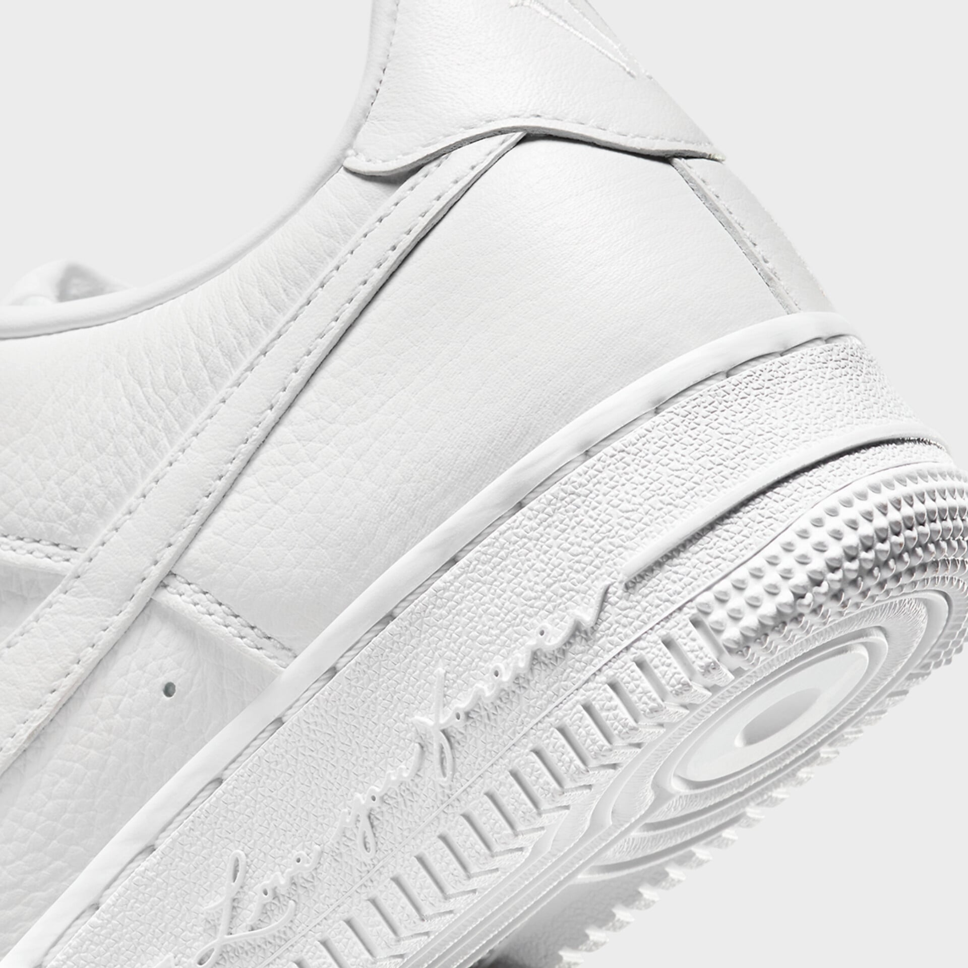 AIR FORCE 1 LOW (LOVE YOU FOREVER)